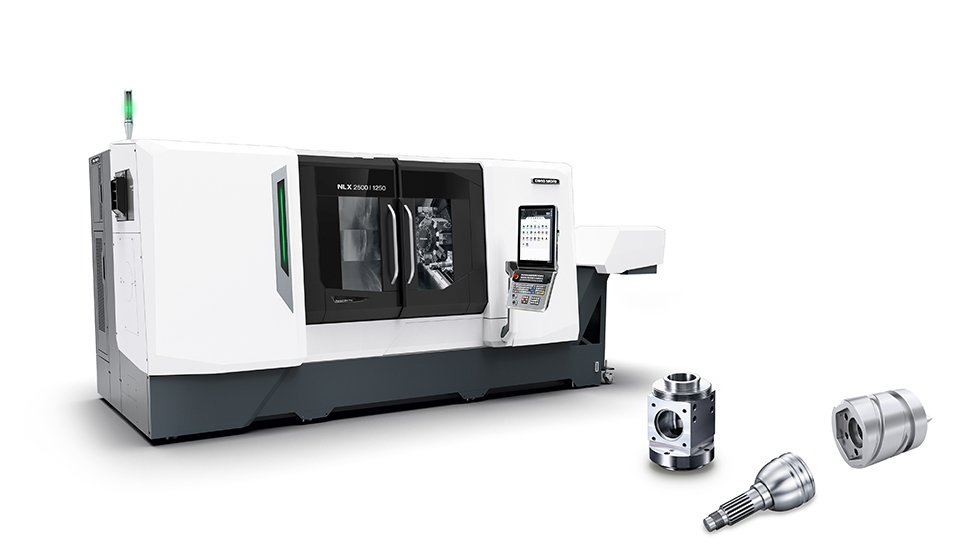 Weltpremiere: Die „NLX 2500 |1250“ steht für eine neue Ära universeller Drehbearbeitung, in der Flexibilität und intelligente Technologie Hand in Hand gehen – in allen wichtigen Branchen von Mobility über Medical bis Aviation & Space. Die hohen Anforderungen an Präzision, Produktivität und Effizienz erfüllt sie mit Stabilität, integrierten Prozessen und individuellen Automationsmöglichkeiten. 