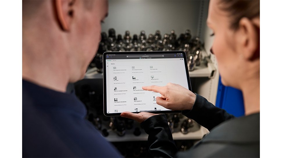 Ein zentrales Management für den Shopfloor reduziert Rüstzeiten und Werkzeugkosten. Es minimiert Fehlerquellen und erhöht zugleich die Flexibilität in der Produktion.