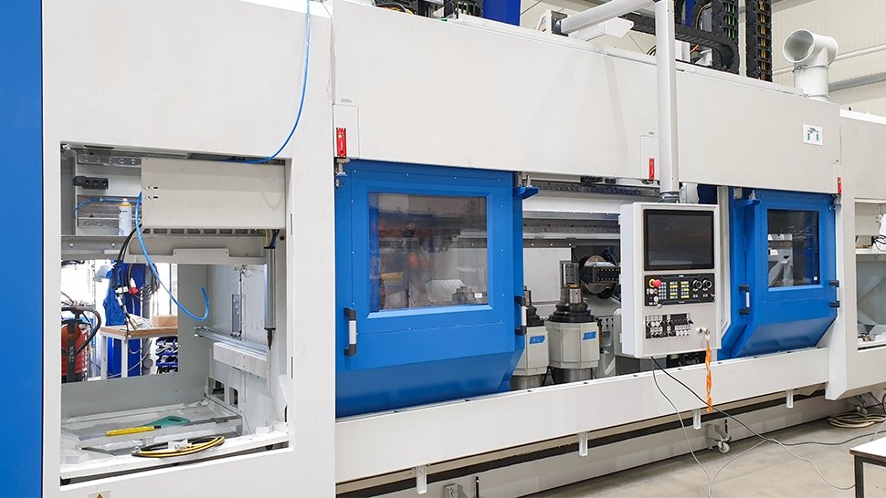 Bei Rasoma ist die nächste DZS 400-2 im Aufbau. Links ist der Pickup-Bereich, rechts Dropdown, dazwischen werden die verschiedenen Bearbeitungsstationen eingerichtet.  